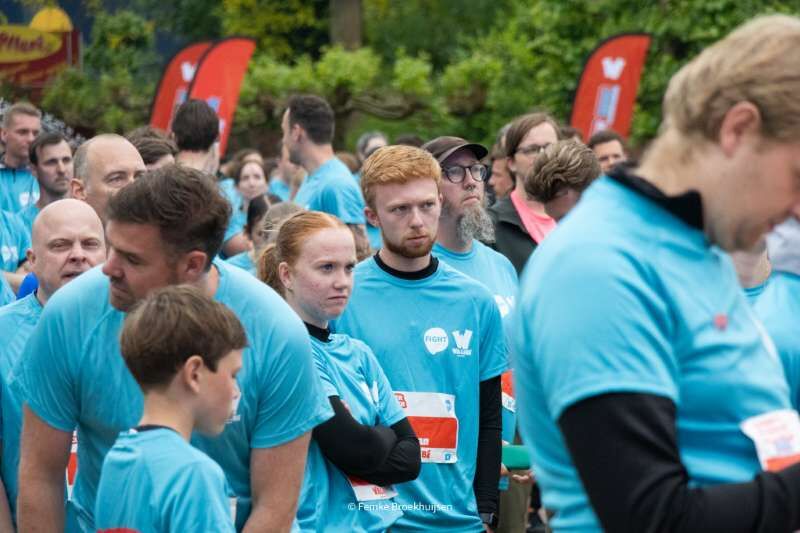 Sponsorloop in Walibi brengt ruim een ton op voor kankeronderzoek 
