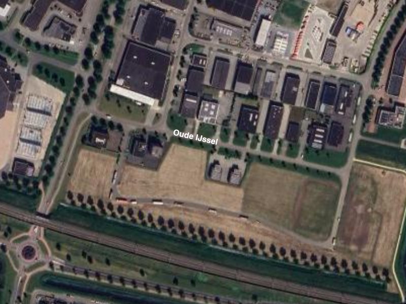 Bedrijfspand aan de Oude IJssel in Dronten gesloten na explosie