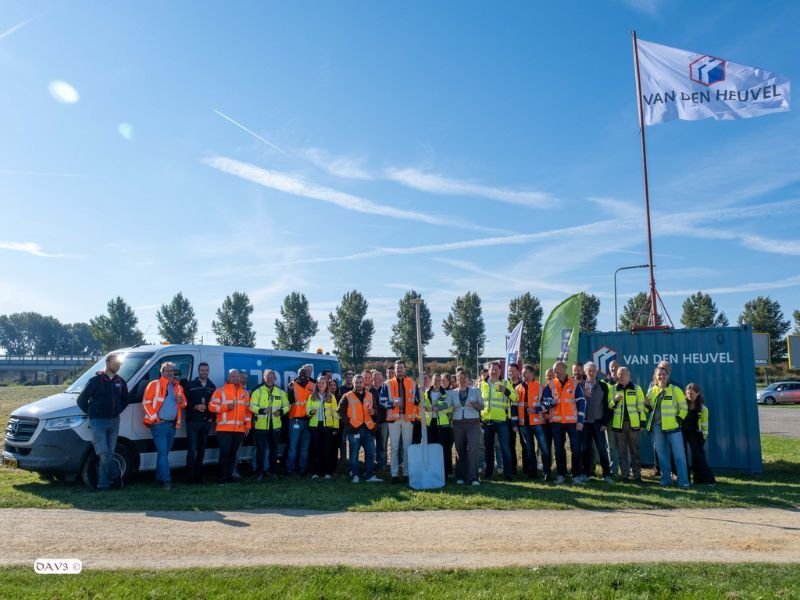 Schop in de grond: Dronten start versterking stroomnet 