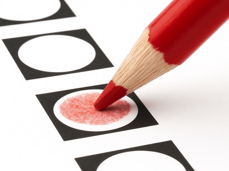 stembiljet met rood potlood