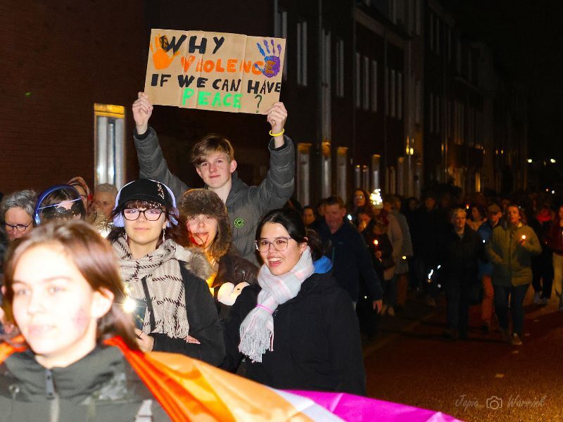 Wandeling tegen geweld in Dronten