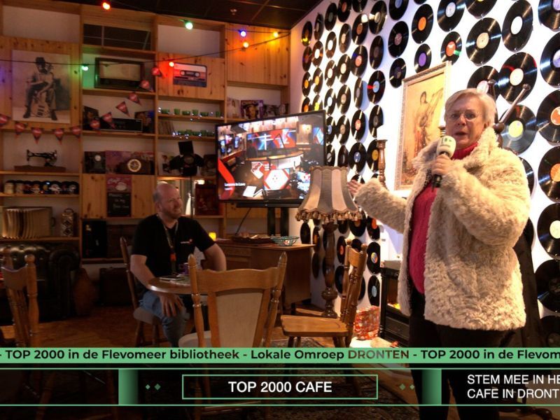 Top 2000-Huiskamer in de bieb