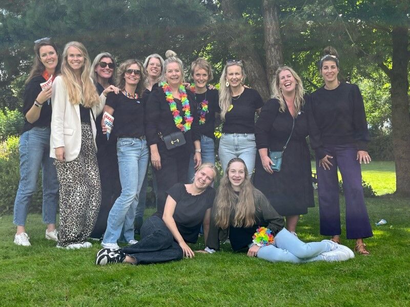 Groepsfoto_Ladies_Circle_Flevoland.jpg