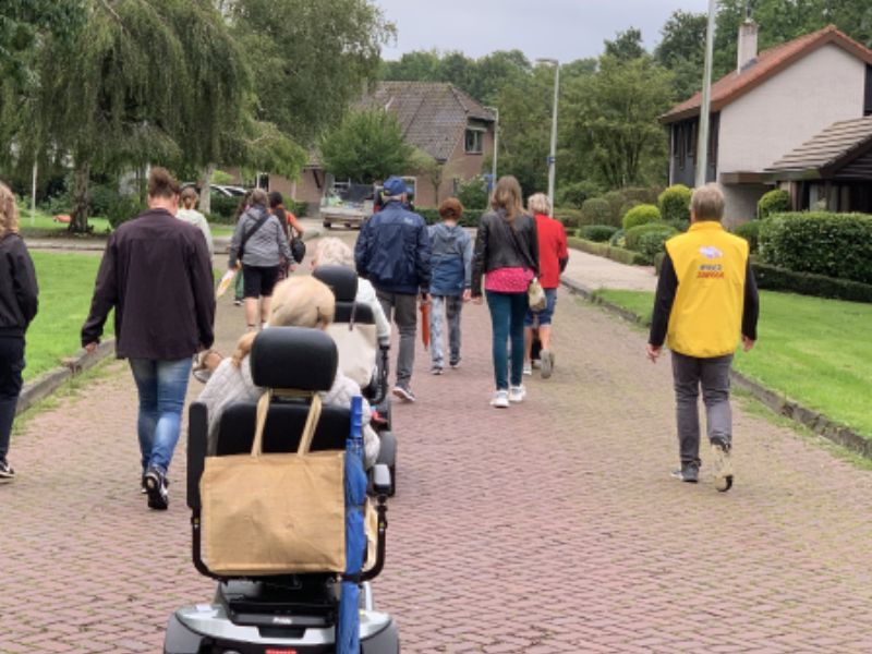 Wandeling met picknick tijdens MeerSamenZomerWeken