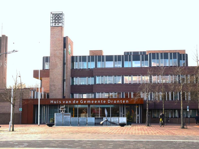 Grote druk bij afbouw noodopvang maakte dat burgemeester toezegging deed aan COA