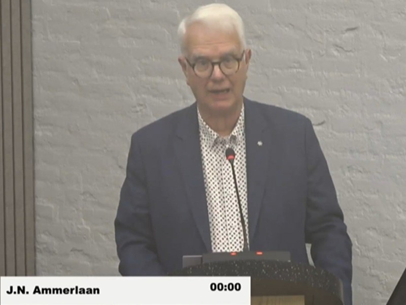 Gemeenteraad staat stil bij overlijden van drie gewaardeerde collega’s op het gemeentehuis