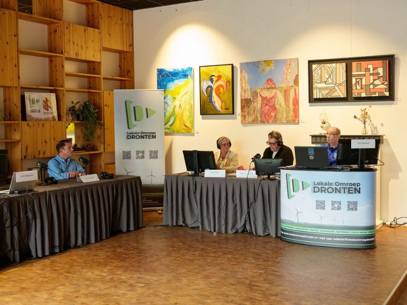 Eerste live-uitzending van Meer Dronten vanuit De Meerpaal muzikaal van start gegaan