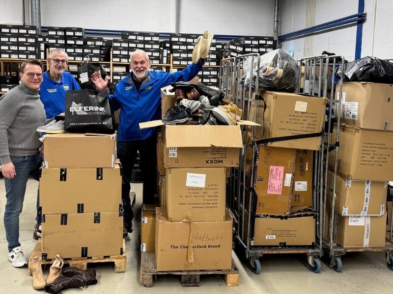 Schoeneninzameling voor Oekraïne bij Elferink Schoenen