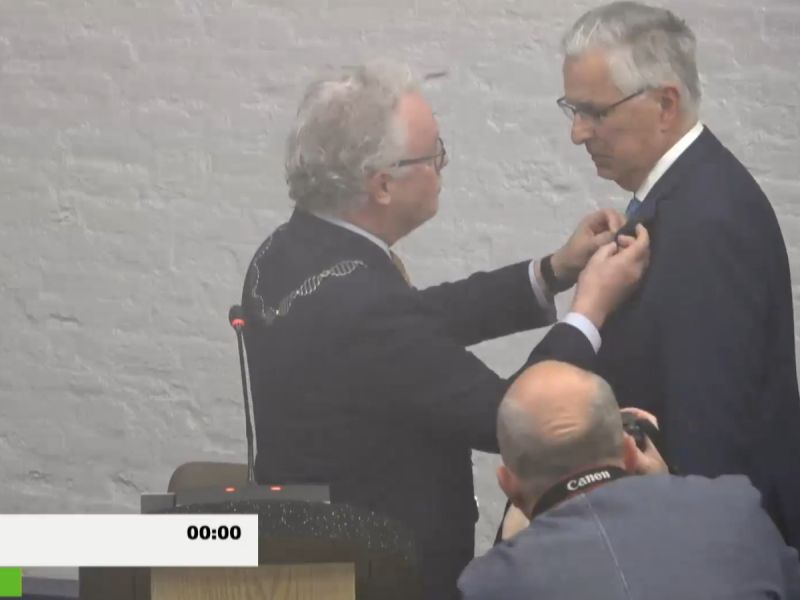 Afscheid van schat aan politieke ervaring in gemeenteraad van Dronten